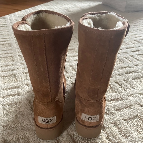 UGG | Shoes | Womens Amie Ugg Boot 